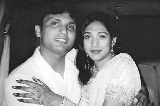 Nida and Raj smiling together